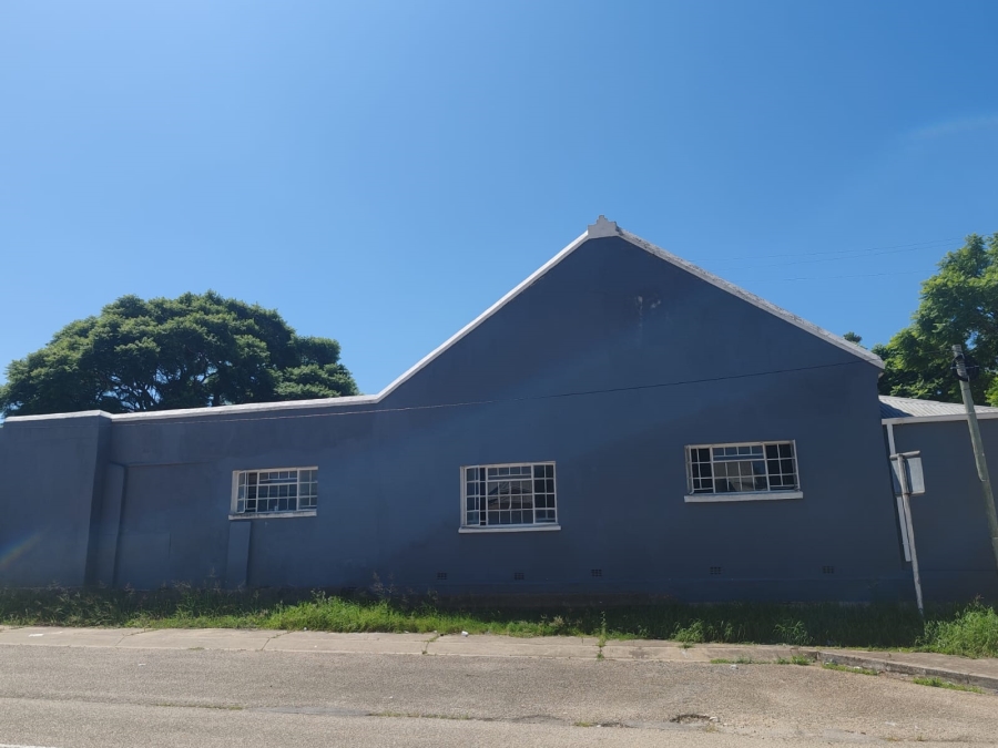 3 Bedroom Property for Sale in Uitenhage Central Eastern Cape